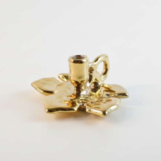 Gold Ceramic Leaf Candle Holder