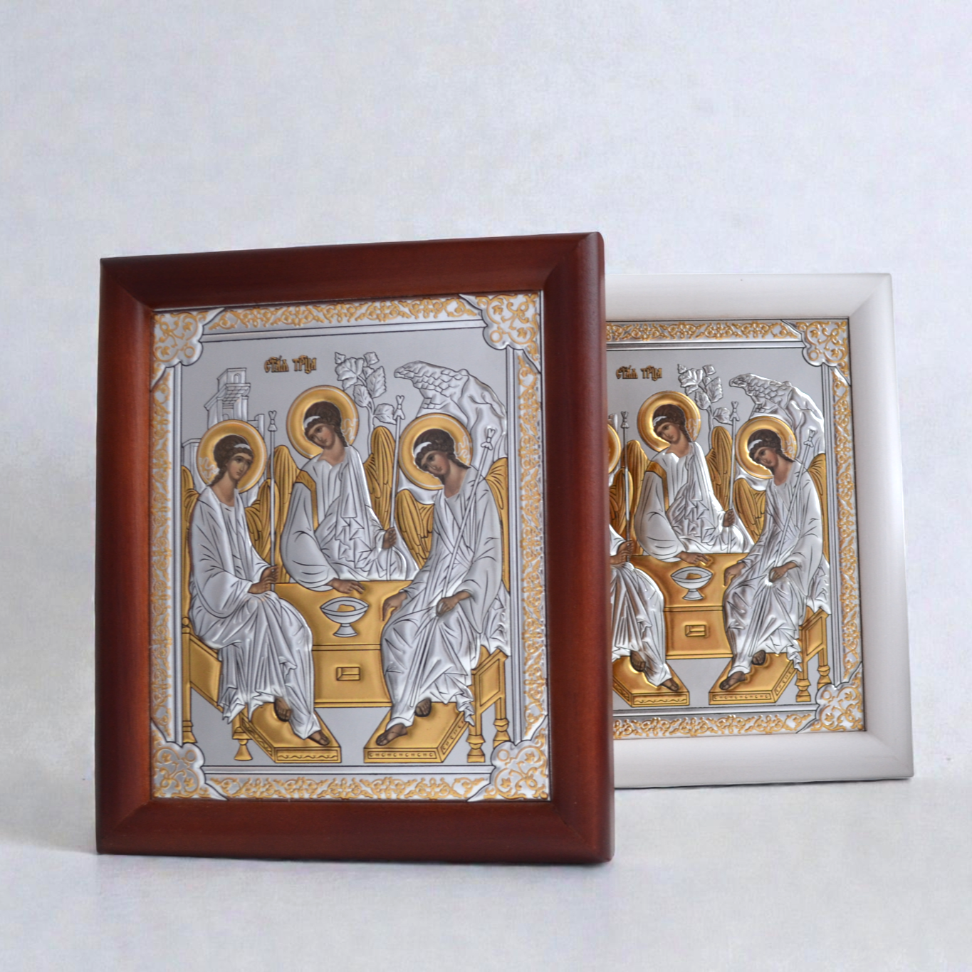 Икона Святая Троица в киоте 18x21 см